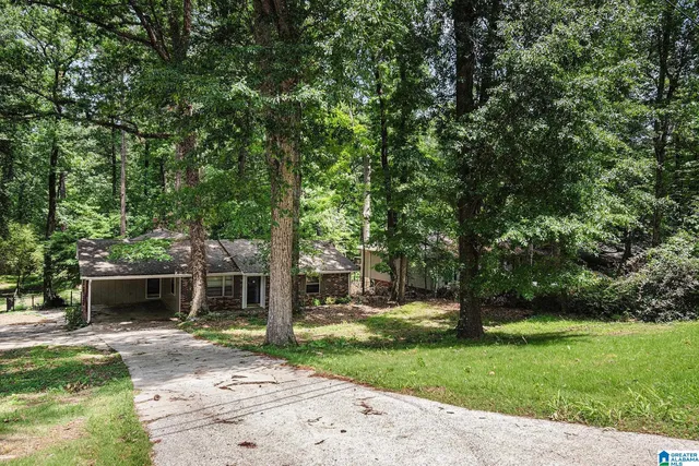 2970 Lake Park Cir, Birmingham, AL 35242