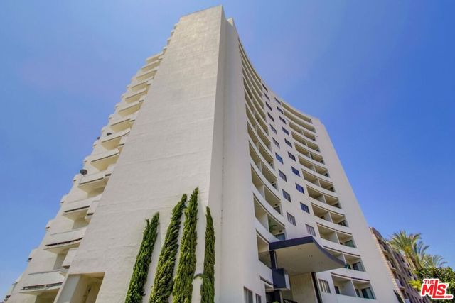 7250 Franklin Ave #1106, Los Angeles, CA 90046