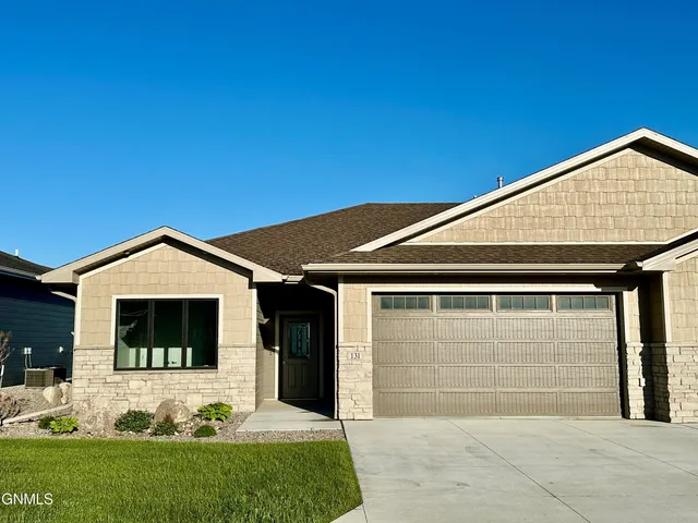 6201 Tyler Pkwy #131, Bismarck, ND 58503