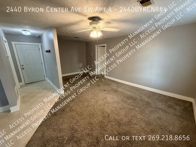 2440 Byron Center Ave SW #4-4-2440BYRCNR, Wyoming, MI 49519