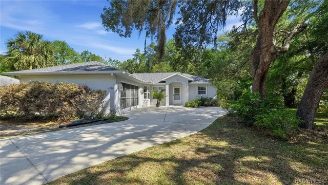 19015 SW 101st Pl, Dunnellon, FL 34432