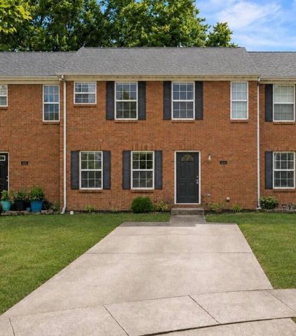 1132 Jonestown Ln, Lexington, KY 40517