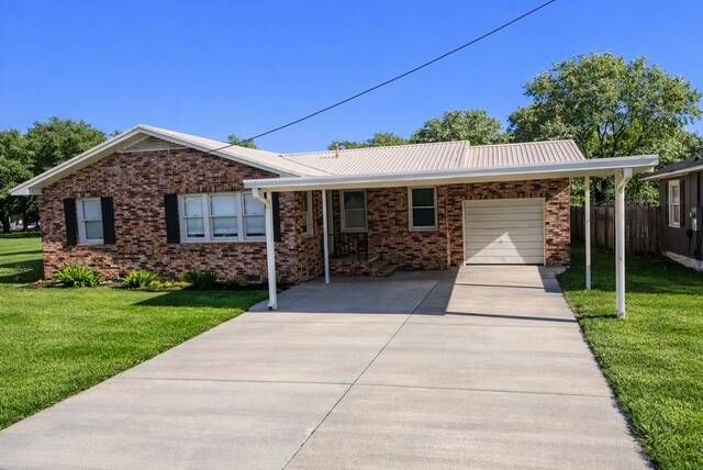 1110 Lucas St, Jennings, LA 70546