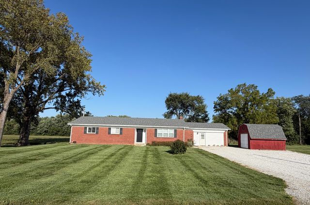 8608 N  300 E, Morristown, IN 46161
