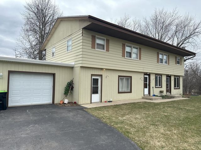 W144S7909 Durham Dr #2, Muskego, WI 53150