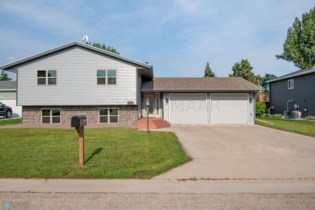 151 13th Ave N, Casselton, ND 58012