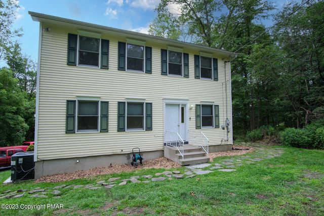 226 Upper Lakeview Dr, East Stroudsburg, PA 18302