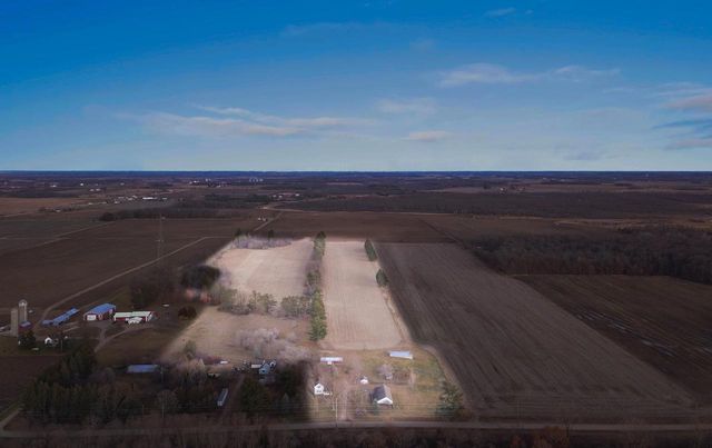 N1454 29TH AVENUE, Berlin, WI 54923