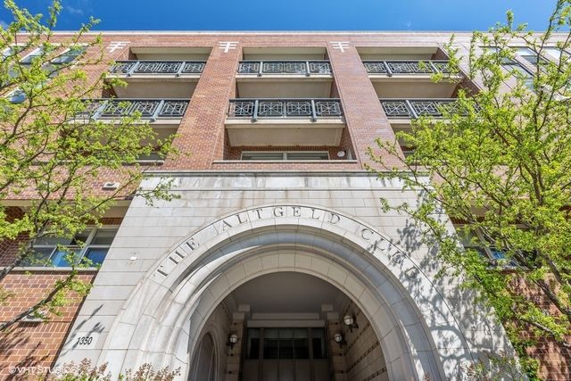 1350 W  Fullerton Ave #302, Chicago, IL 60614