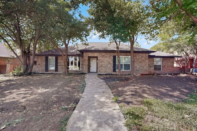 2308 Chamberlain Dr, Plano, TX 75023