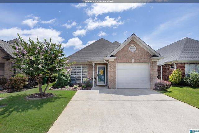 3073 Summit Dr, Fultondale, AL 35068