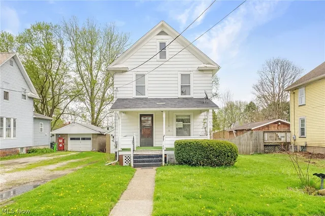 46 N  State St, Rittman, OH 44270