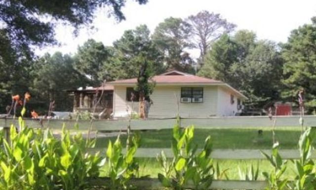 128 Fawn Dr, Downsville, LA 71234