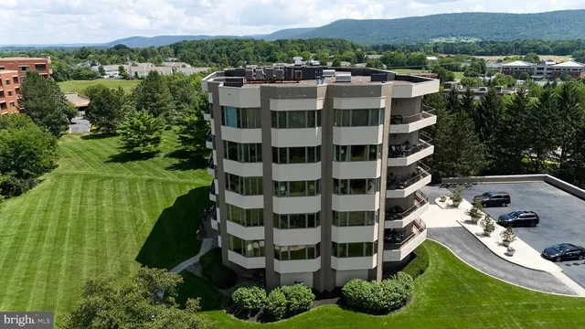 425 Windmere Dr #4A, State College, PA 16801