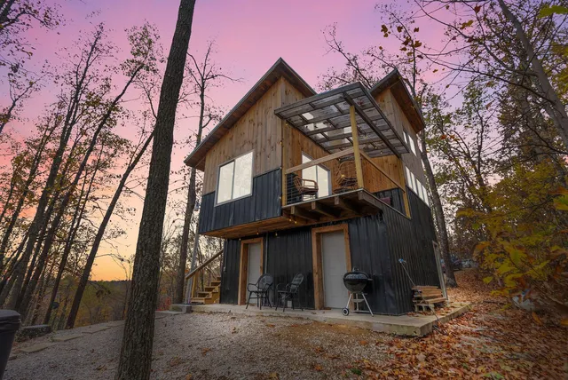 190 Forest View Rd, Stanton, KY 40380