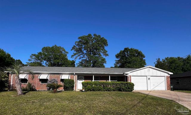 6353 Happy Ln, Milton, FL 32570