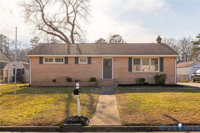 105 Verbov Ave, Colonial Heights, VA 23834