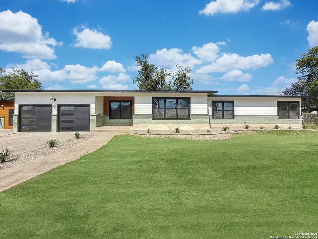 皓月 3 78216, TX Real Estate & Homes for Sale | Redfin