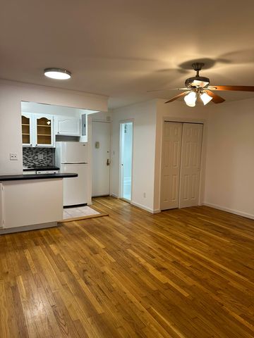 131 W  82nd St #6A, New York, NY 10024