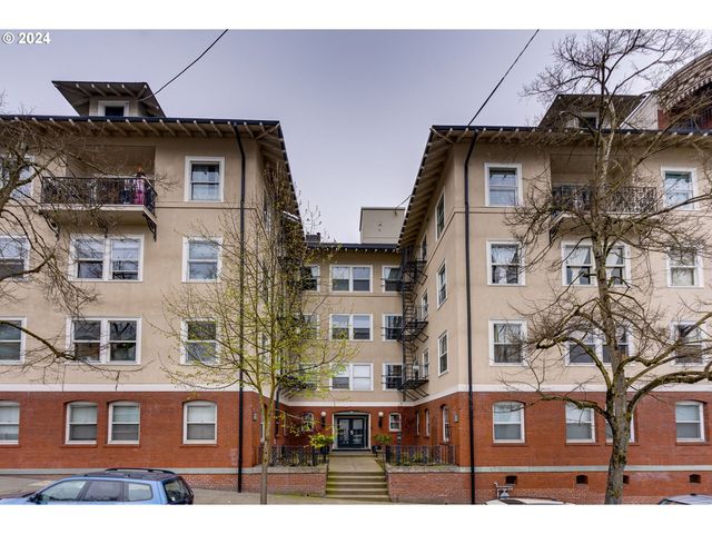731 SW King Ave #5, Portland, OR 97205