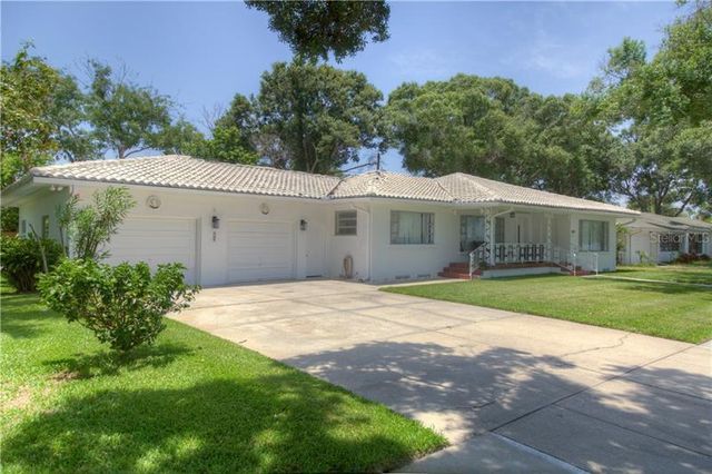 606 Channel Dr, Tampa, FL 33606