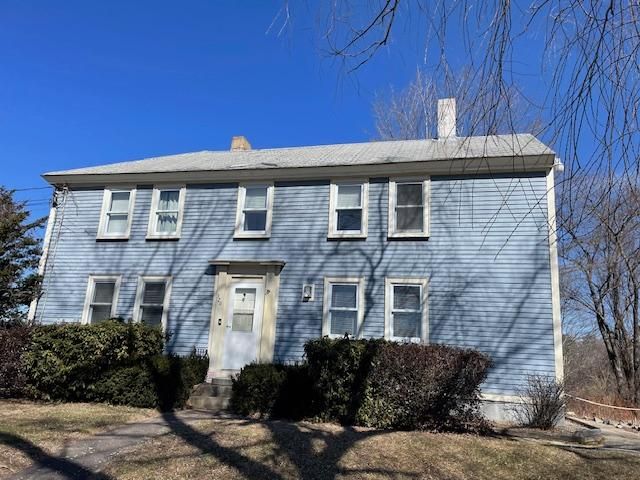 326 Gonic Rd, Rochester, NH 03839