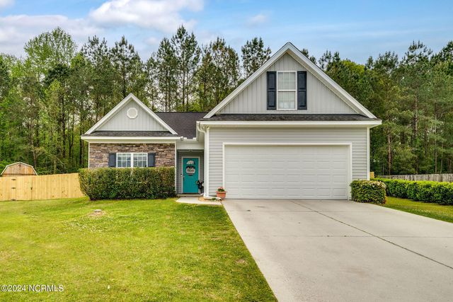 105 Kilarney Court, Burgaw, NC 28425