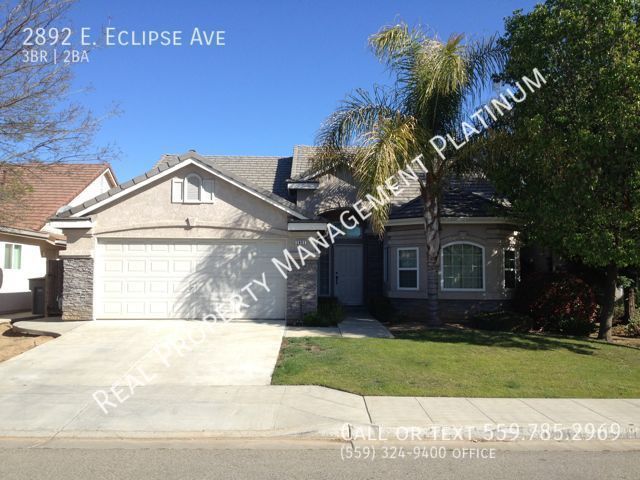 2892 E  Eclipse Ave, Fresno, CA 93720