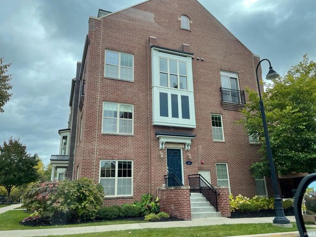 1240 Duey St #46, South Bend, IN 46617