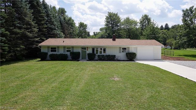 2590 Post Rd, Twinsburg, OH 44087