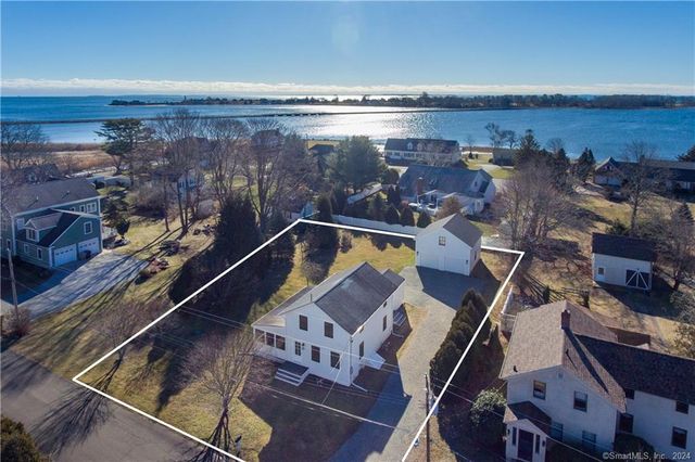 6 Mulberry St, Old Saybrook, CT 06475