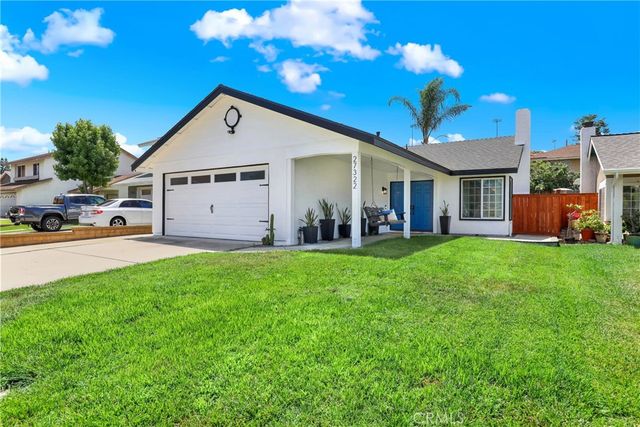 27322 Eastridge Dr, Lake Forest, CA 92630