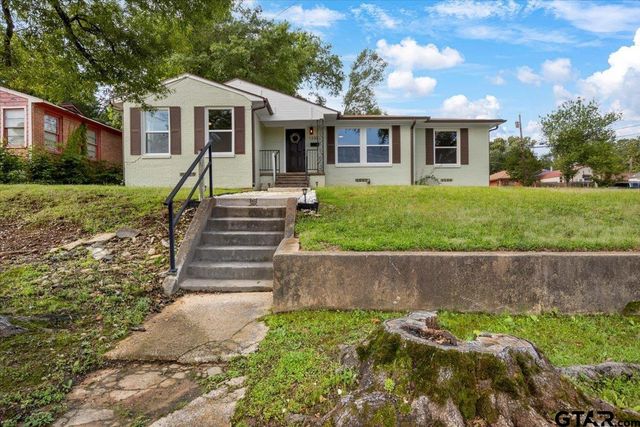 1330 Graham Dr, Tyler, TX 75701