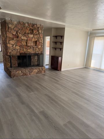 13916 S  Budlong Ave #A, Gardena, CA 90247