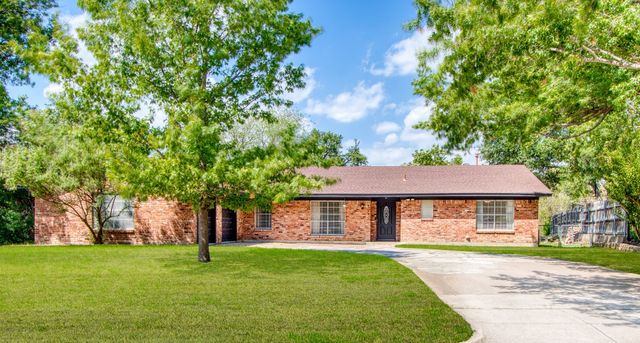 5240 Winifred Dr, Fort Worth, TX 76133