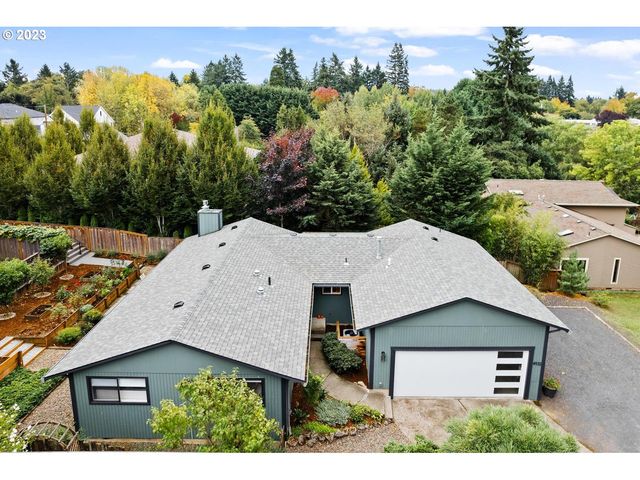 4932 SW Fairvale Ct, Portland, OR 97221