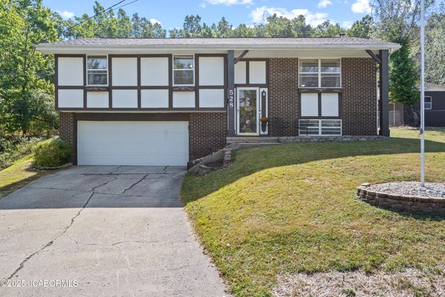 528 Mesa Ave, Jefferson City, MO 65101