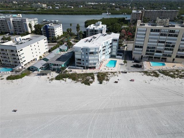 19500 Gulf Blvd #102, Indian Shores, FL 33785