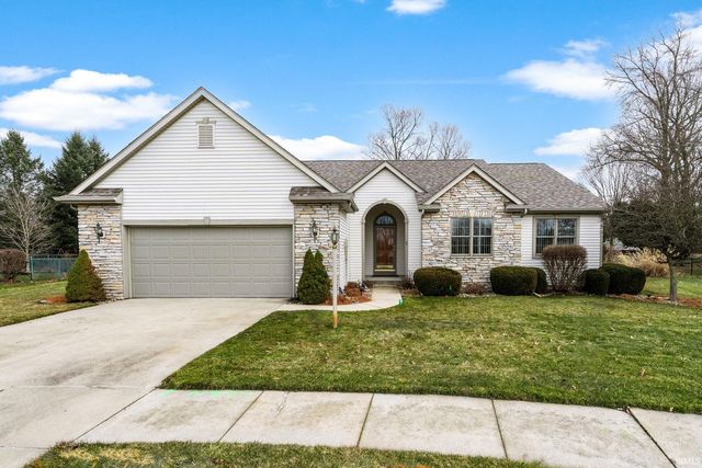 53790 Westmoreland Ct, South Bend, IN 46628