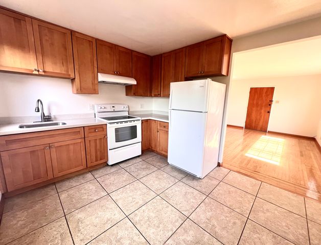 1211 Parker St #C, Berkeley, CA 94702