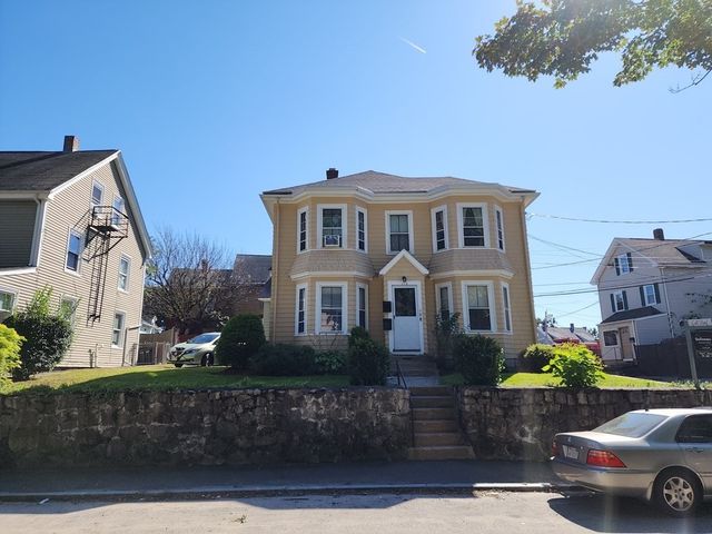 172 Felton St, Waltham, MA 02453