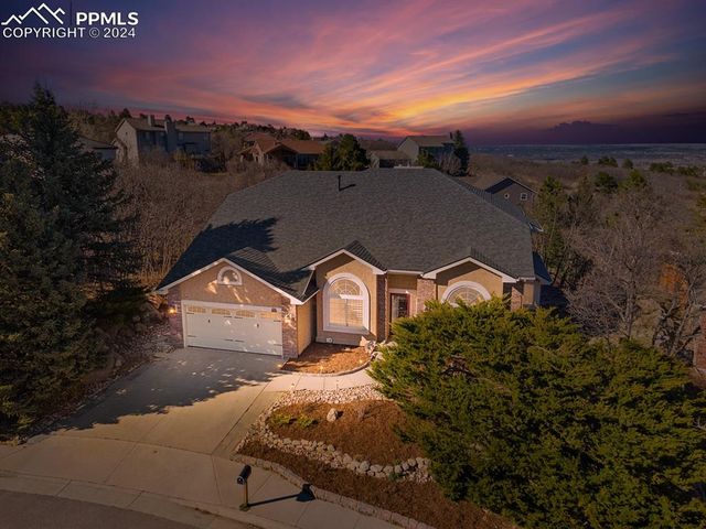 50 Ravenglass Way, Colorado Springs, CO 80906