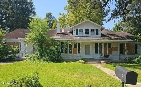 120 W  Magnolia St, Ville Platte, LA 70586