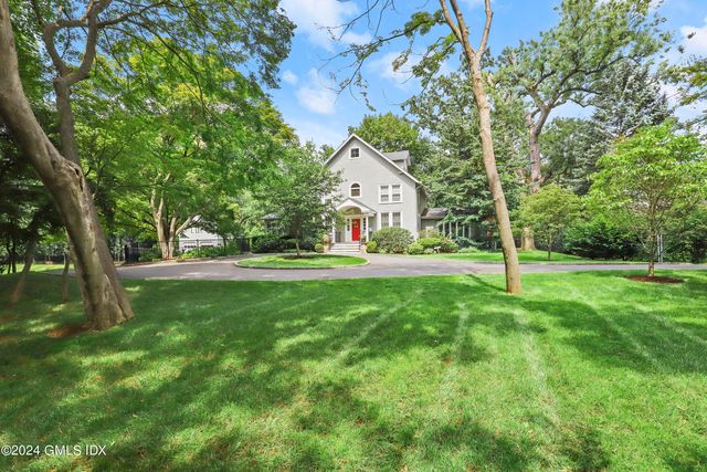 8 Tower Ln, Old Greenwich, CT 06870