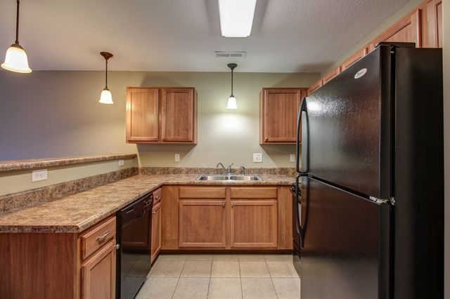 2823 S  Roan St #f4e03d39a, Johnson City, TN 37601