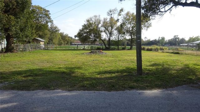 14171 Holiness Church Rd #2, Dover, FL 33527
