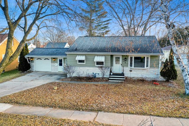 546 Peters St, Green Bay, WI 54302