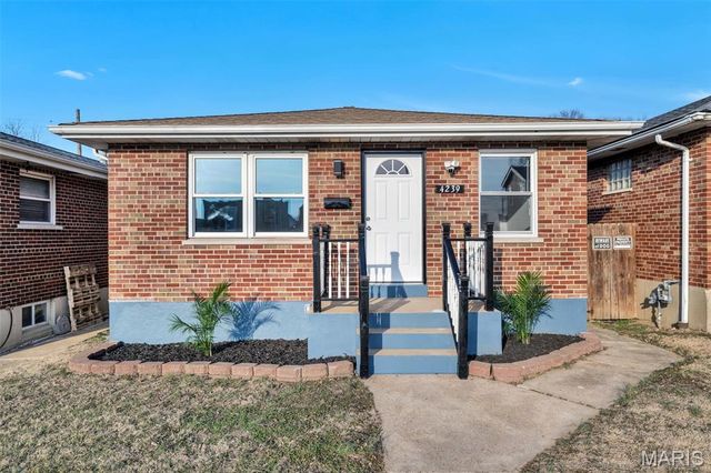 4239 Eichelberger St, Saint Louis, MO 63116