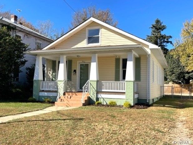 220 Lafayette Ave, Colonial Heights, VA 23834