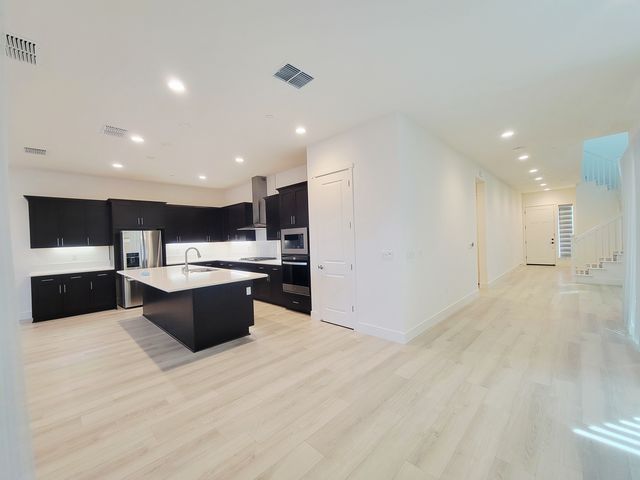Dirección no revelada, Lathrop, CA 95330